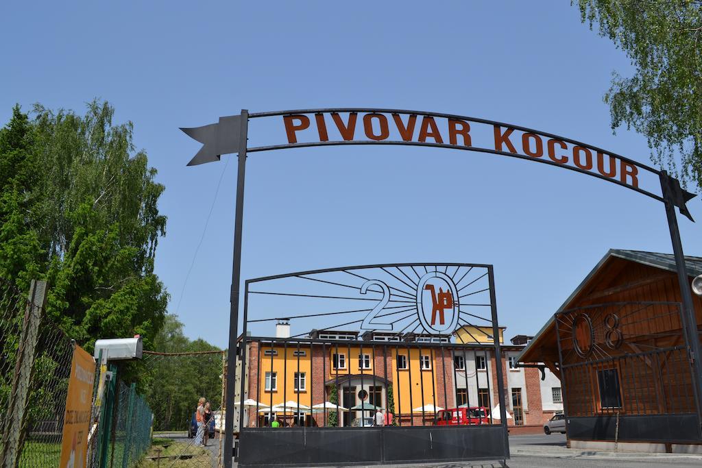 Pivovar Kocour ヴァルンスドルフ エクステリア 写真